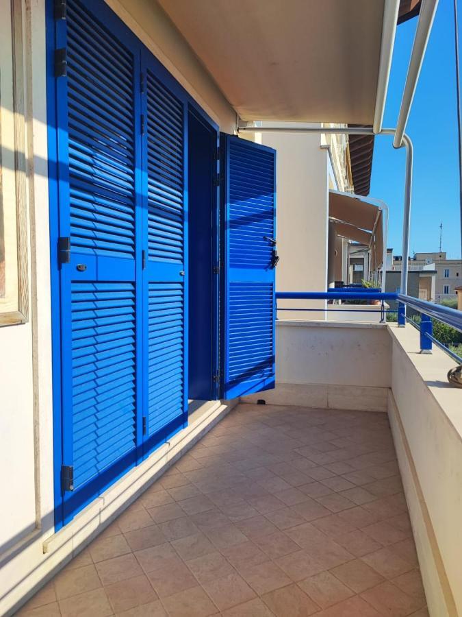 Red Lux Apartment Фьюмичино Экстерьер фото